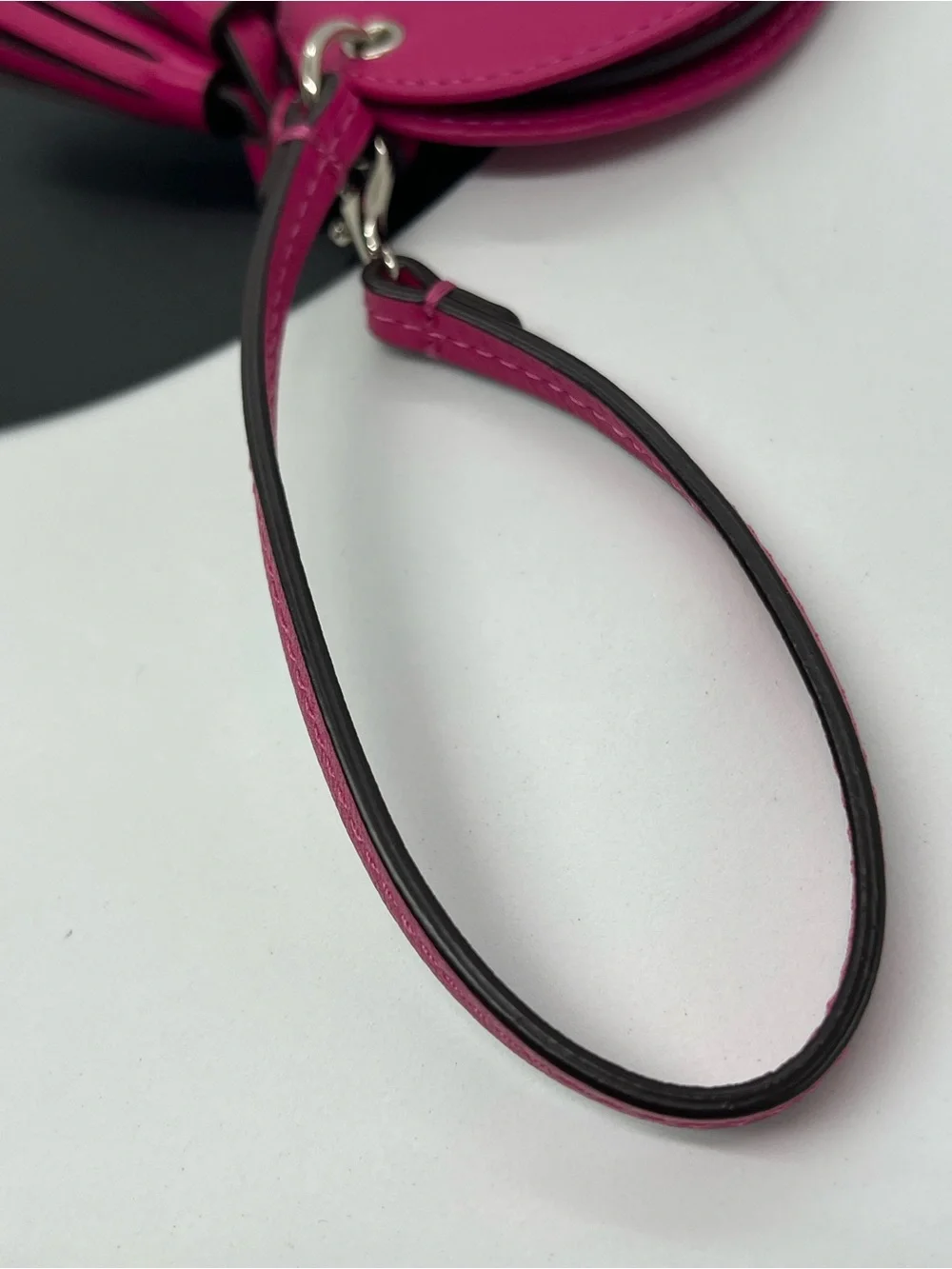 Rare Retired Coach Pink Leather Compact Mirror Bag Charm Tassel Keychain EUC